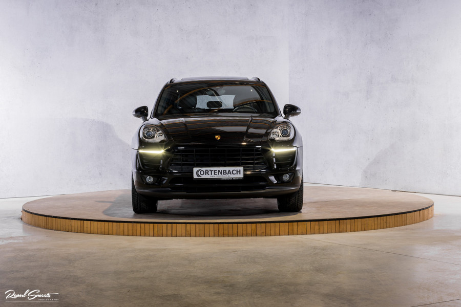 Porsche Macan 2.0 | Panorama dak | Luchtvering | Memory | Bose | Cruise control |