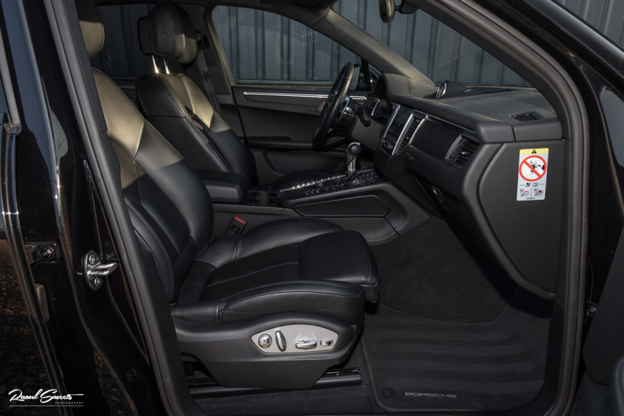 Porsche Macan 2.0 | Panorama dak | Luchtvering | Memory | Bose | Cruise control |