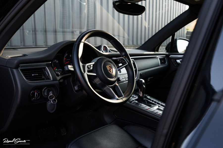 Porsche Macan 2.0 | Panorama dak | Luchtvering | Memory | Bose | Cruise control |