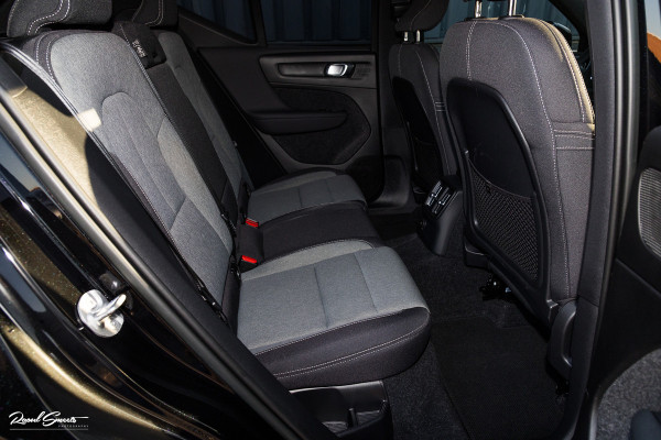 Volvo XC40 1.5 T5 Plug-in hybrid Plus Dark | Adaptieve cruise | Harman Kardon | Memory | Blis |