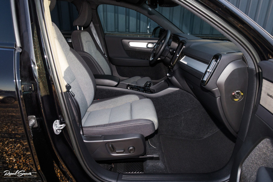 Volvo XC40 1.5 T5 Plug-in hybrid Plus Dark | Adaptieve cruise | Harman Kardon | Memory | Blis |