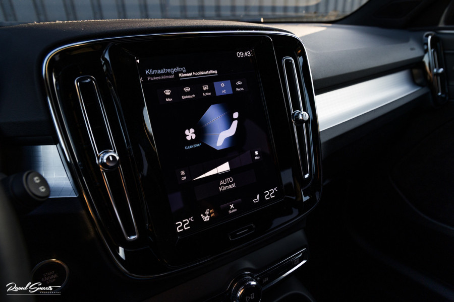 Volvo XC40 1.5 T5 Plug-in hybrid Plus Dark | Adaptieve cruise | Harman Kardon | Memory | Blis |