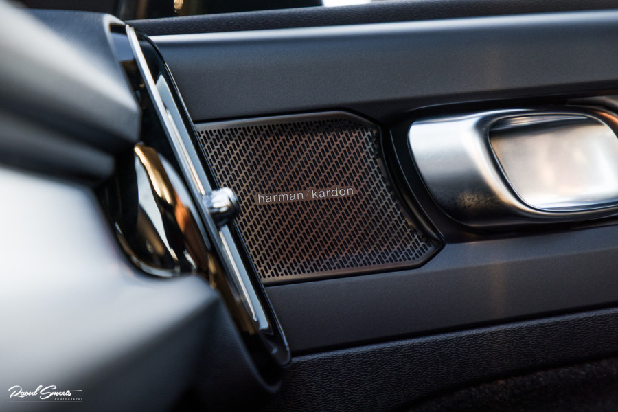 Volvo XC40 1.5 T5 Plug-in hybrid Plus Dark | Adaptieve cruise | Harman Kardon | Memory | Blis |