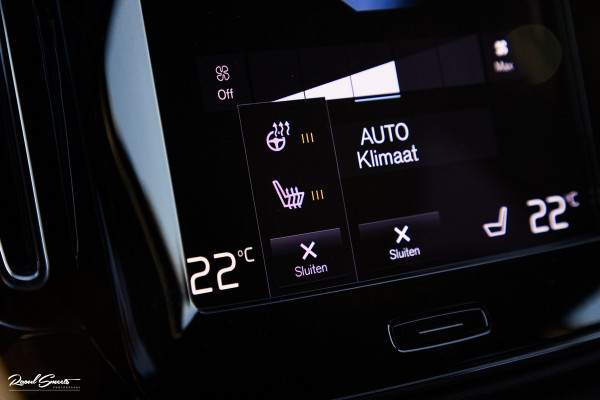 Volvo XC40 1.5 T5 Plug-in hybrid Plus Dark | Adaptieve cruise | Harman Kardon | Memory | Blis |