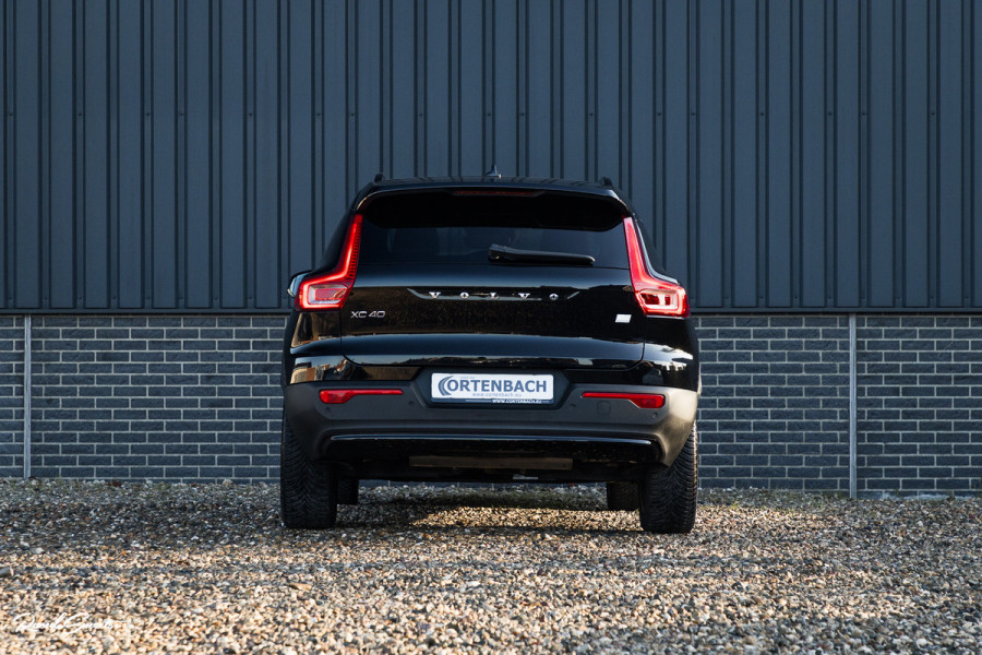 Volvo XC40 1.5 T5 Plug-in hybrid Plus Dark | Adaptieve cruise | Harman Kardon | Memory | Blis |