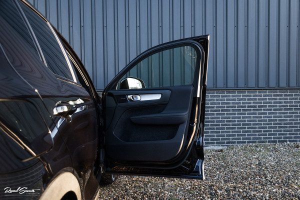 Volvo XC40 1.5 T5 Plug-in hybrid Plus Dark | Adaptieve cruise | Harman Kardon | Memory | Blis |