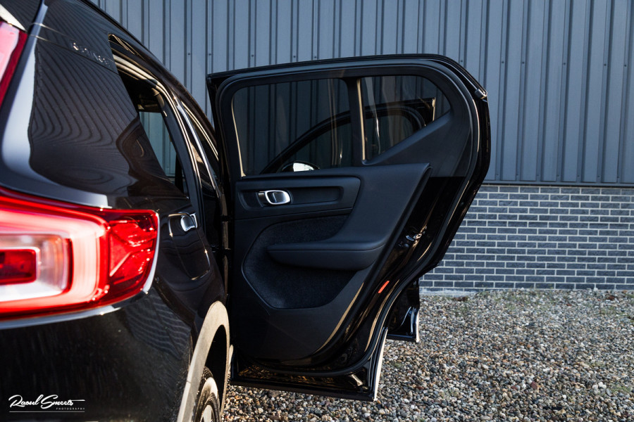 Volvo XC40 1.5 T5 Plug-in hybrid Plus Dark | Adaptieve cruise | Harman Kardon | Memory | Blis |
