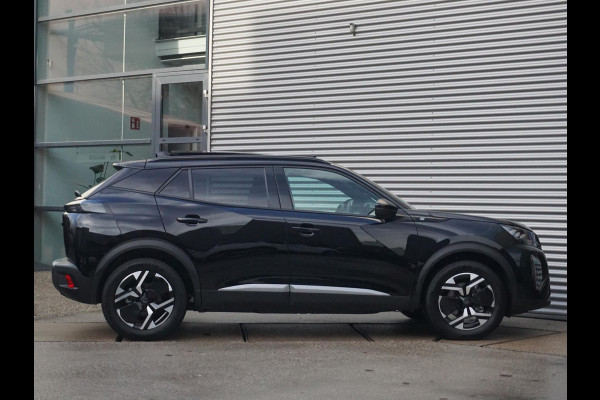 Peugeot e-2008 EV GT 54 kWh | Panorama schuifdak dak |  Warmtepomp | Gripcontrol | All seasonbanden |