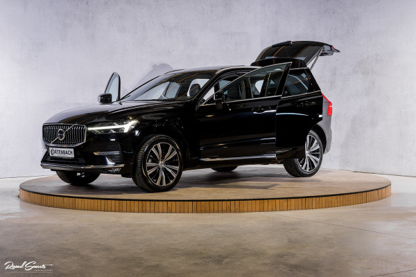 Volvo XC60 B4 Ultimate Bright | Adaptieve cruise | Panorama dak | Zwenkbare trekhaak | Head-up | Blis |