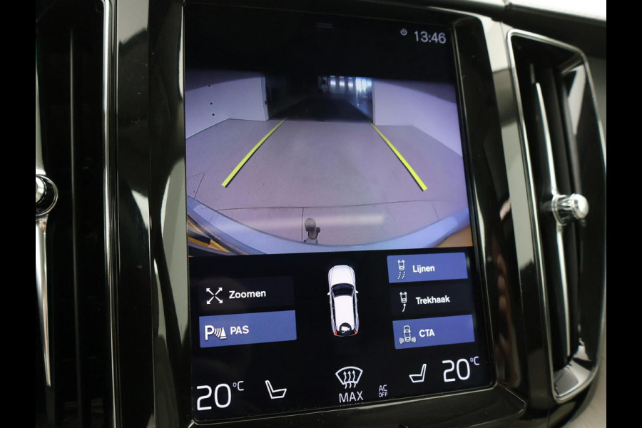 Volvo XC60 2.0 T8 TWIN ENGINE 390 PK INSCRIPTION + TREKHAAK | PANORAMA | LEDER | CARPLAY | 19 INCH | CAMERA