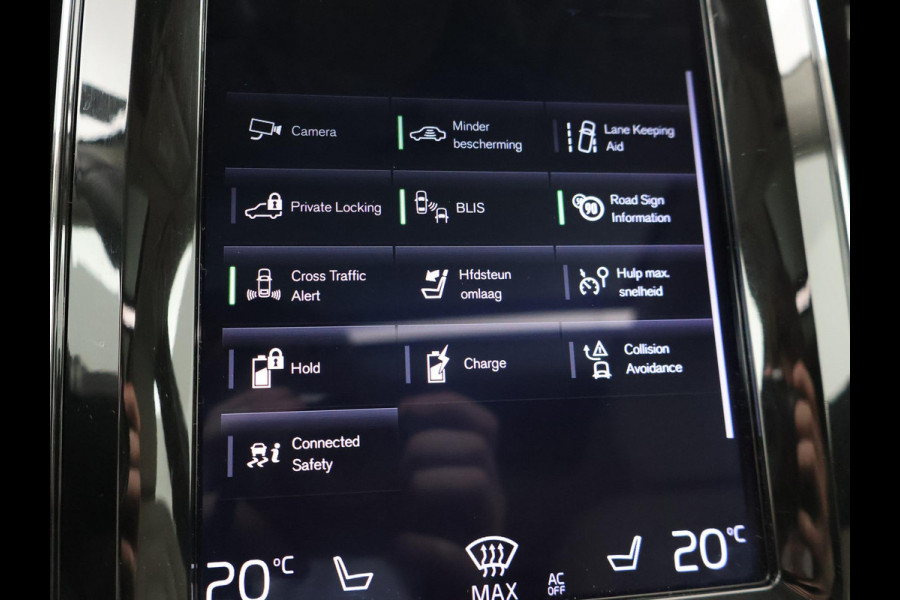 Volvo XC60 2.0 T8 TWIN ENGINE 390 PK INSCRIPTION + TREKHAAK | PANORAMA | LEDER | CARPLAY | 19 INCH | CAMERA