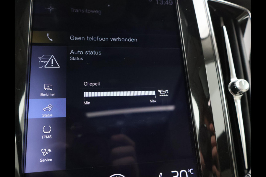 Volvo XC60 2.0 T8 TWIN ENGINE 390 PK INSCRIPTION + TREKHAAK | PANORAMA | LEDER | CARPLAY | 19 INCH | CAMERA