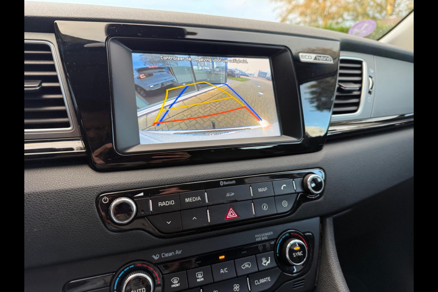Kia Niro 1.6 GDi Hybrid First Edition - Half Leder - Navi - Trekhaak - Climate - Org.NL