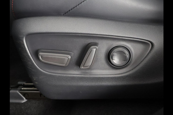 Suzuki Across 2.5 PLUG-IN AWD STYLE TWO-TONE 1500 KG TREKGEWICHT 1e EIG. GARANTIE 3-2033.*BI-TONE BODY PACK.HALF LEDER.STOELVERWARMING. CARPLAY. CAMERA.