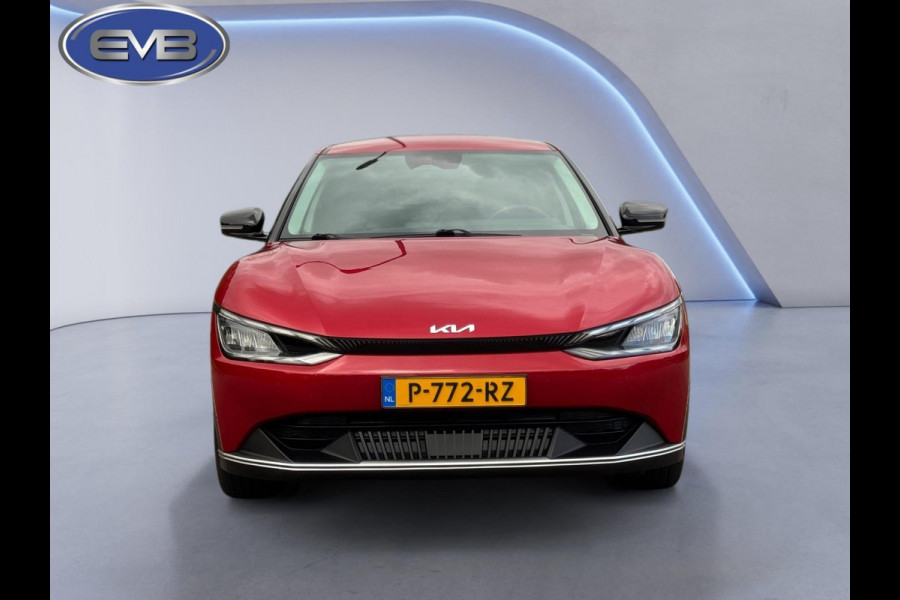 Kia Ev6 Air AUTOMAAT 58 kWh, 1 e eigenaar, SOH 96,3 %, achteruitrijcamera, luxe uitvoering,Origineel Nederlandse auto met nap
