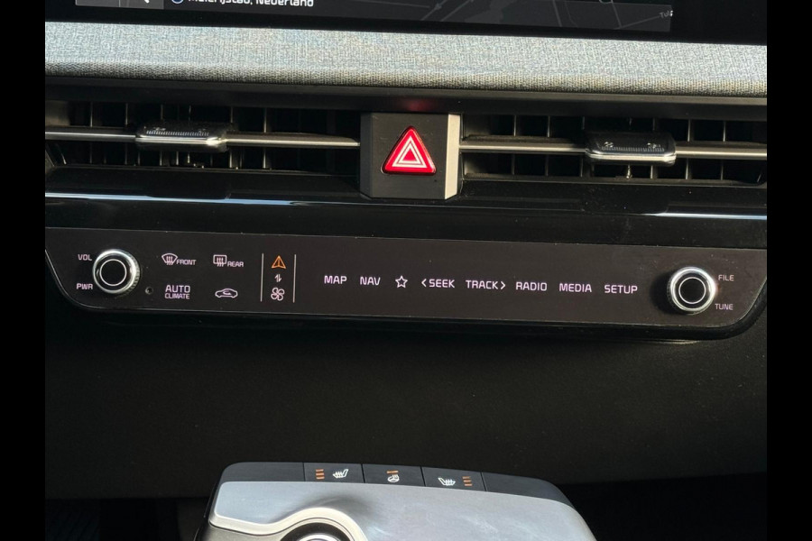 Kia Ev6 Air AUTOMAAT 58 kWh, 1 e eigenaar, SOH 96,3 %, achteruitrijcamera, luxe uitvoering,Origineel Nederlandse auto met nap
