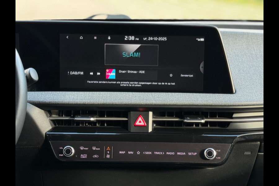 Kia Ev6 Air AUTOMAAT 58 kWh, 1 e eigenaar, SOH 96,3 %, achteruitrijcamera, luxe uitvoering,Origineel Nederlandse auto met nap