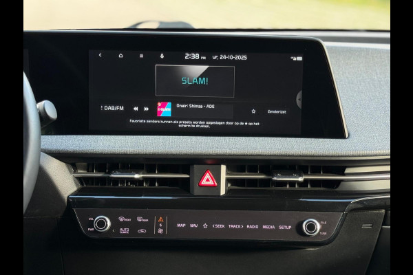 Kia Ev6 Air AUTOMAAT 58 kWh, 1 e eigenaar, SOH 96,3 %, achteruitrijcamera, luxe uitvoering,Origineel Nederlandse auto met nap