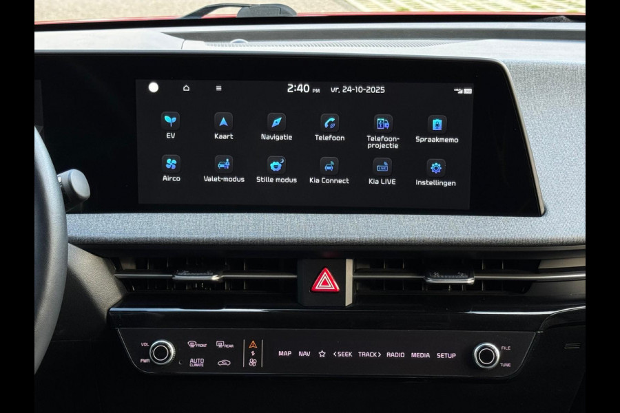 Kia Ev6 Air AUTOMAAT 58 kWh, 1 e eigenaar, SOH 96,3 %, achteruitrijcamera, luxe uitvoering,Origineel Nederlandse auto met nap