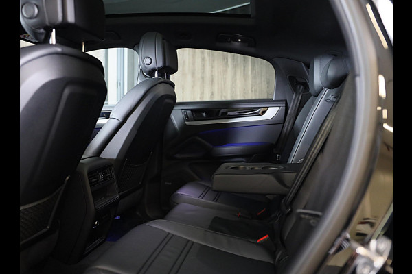 Porsche Cayenne Coupé 3.0 S E-Hybrid / 519 Pk / Head Up / 360 Camera / Acc / SportDesign / Luchtvering / Sport Chrono / Pano / 21