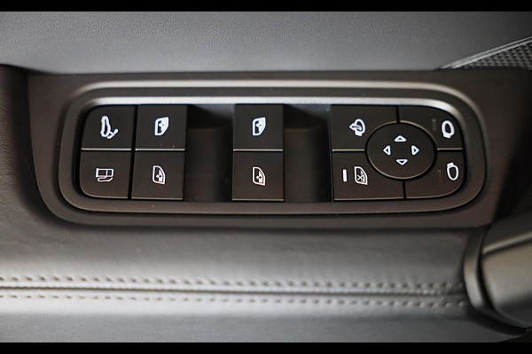 Porsche Cayenne Coupé 3.0 S E-Hybrid / 519 Pk / Head Up / 360 Camera / Acc / SportDesign / Luchtvering / Sport Chrono / Pano / 21