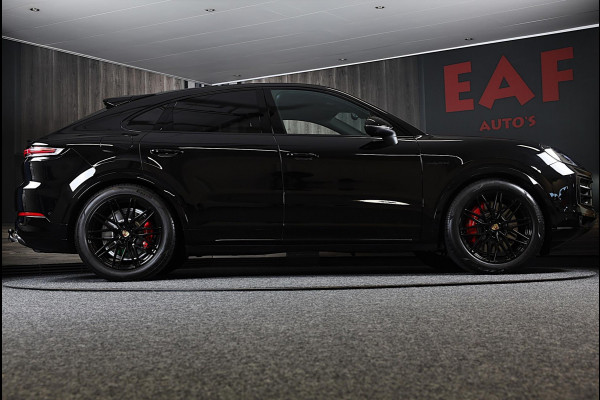 Porsche Cayenne Coupé 3.0 S E-Hybrid / 519 Pk / Head Up / 360 Camera / Acc / SportDesign / Luchtvering / Sport Chrono / Pano / 21