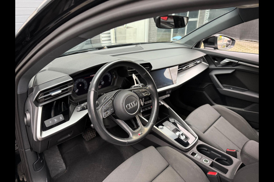 Audi A3 Limousine 30 TFSI S edition Carplay | Bomvol |