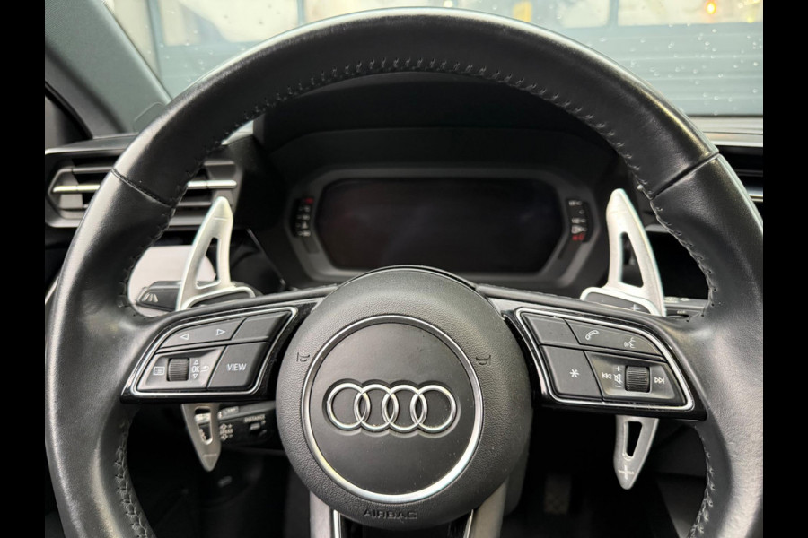 Audi A3 Limousine 30 TFSI S edition Carplay | Bomvol |