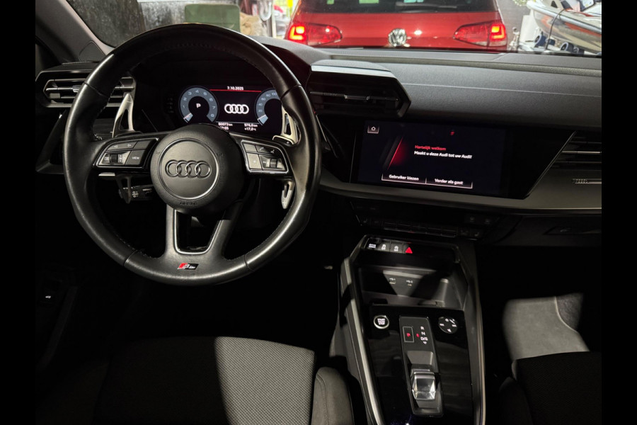 Audi A3 Limousine 30 TFSI S edition Carplay | Bomvol |