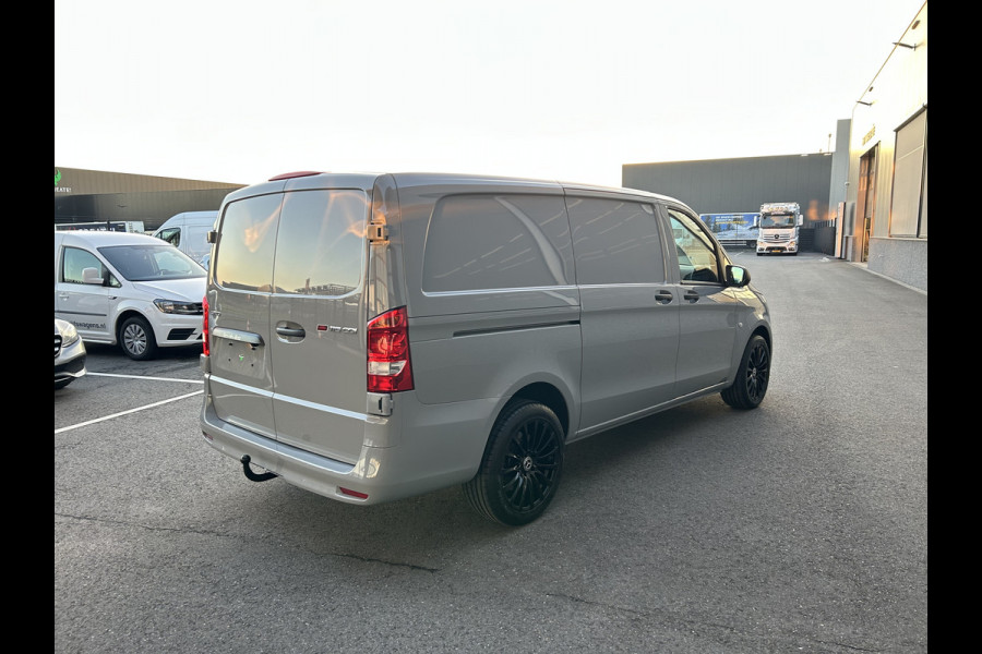 Mercedes-Benz Vito 116 CDI L2 Pro 2500KG Trekhaak / MBUX / Camera / Navigatie / Cruise control / Airco / LMV / Achterdeuren