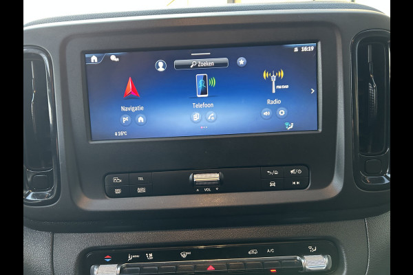 Mercedes-Benz Vito 116 CDI L2 Pro 2500KG Trekhaak / MBUX / Camera / Navigatie / Cruise control / Airco / LMV / Achterdeuren