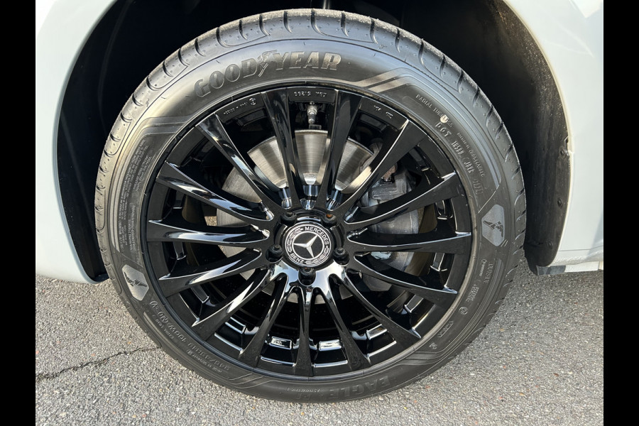 Mercedes-Benz Vito 116 CDI L2 Pro 2500KG Trekhaak / MBUX / Camera / Navigatie / Cruise control / Airco / LMV / Achterdeuren