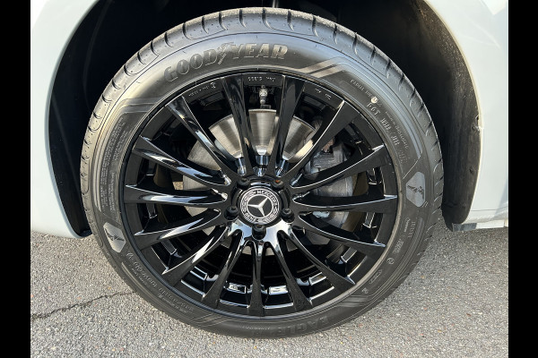 Mercedes-Benz Vito 116 CDI L2 Pro 2500KG Trekhaak / MBUX / Camera / Navigatie / Cruise control / Airco / LMV / Achterdeuren