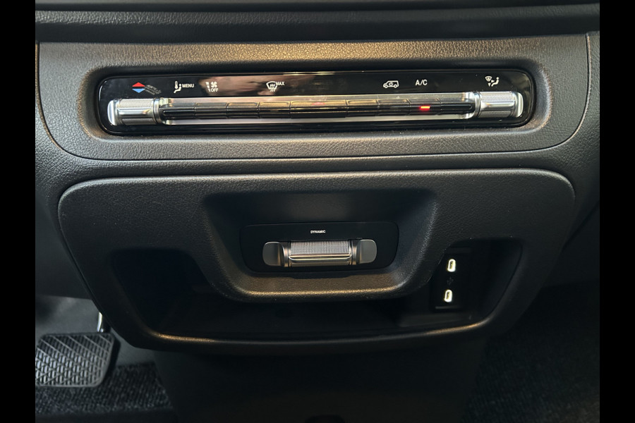 Mercedes-Benz Vito 116 CDI L3 Pro 2500KG Trekhaak / MBUX / Navigatie / Camera / Cruise control / Airco / Achterdeuren