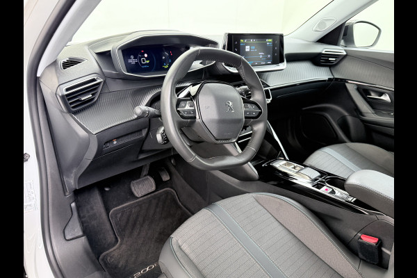 Peugeot e-2008 EV Allure Pack 50kWh SOH 89% Navi* Ecc 360°Camera Apple Carplay Android Auto Cruise Control Lmv 17" Led Keyless Privacy Glas Rijstrooksensor 1e Eigenaar Origineel Nederlandse Auto