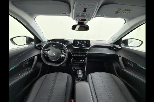 Peugeot e-2008 EV Allure Pack 50kWh SOH 89% Navi* Ecc 360°Camera Apple Carplay Android Auto Cruise Control Lmv 17" Led Keyless Privacy Glas Rijstrooksensor 1e Eigenaar Origineel Nederlandse Auto