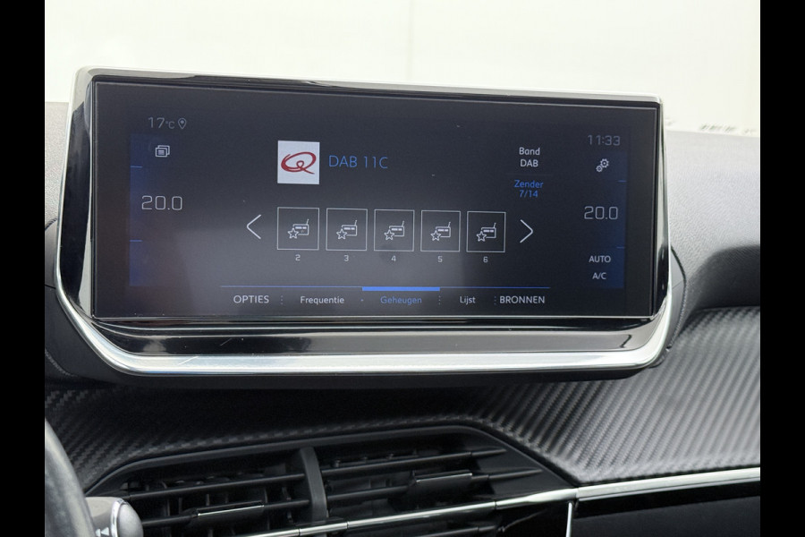 Peugeot 208 1.2I 101PK 5Drs Panoramadak Navi Ecc Apple Carplay Android Auto Cruise Control Pdc Allure Bluetooth Isofix Lmv 17" Led Privacy Glas Keyless Rijstrooksensor 1e Eigenaar Origineel Nederlandse Auto Nieuwprijs  €24.923,-