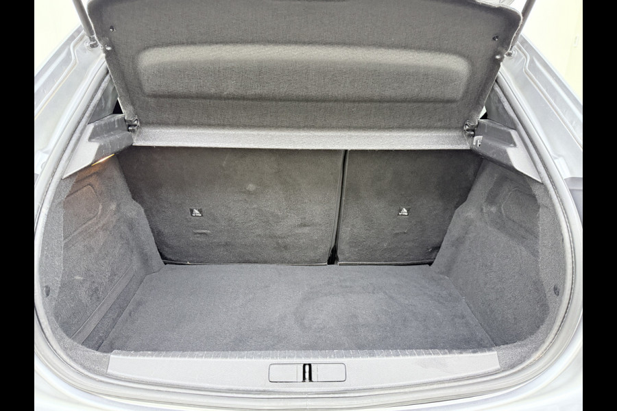 Peugeot 208 1.2I 101PK 5Drs Panoramadak Navi Ecc Apple Carplay Android Auto Cruise Control Pdc Allure Bluetooth Isofix Lmv 17" Led Privacy Glas Keyless Rijstrooksensor 1e Eigenaar Origineel Nederlandse Auto Nieuwprijs  €24.923,-