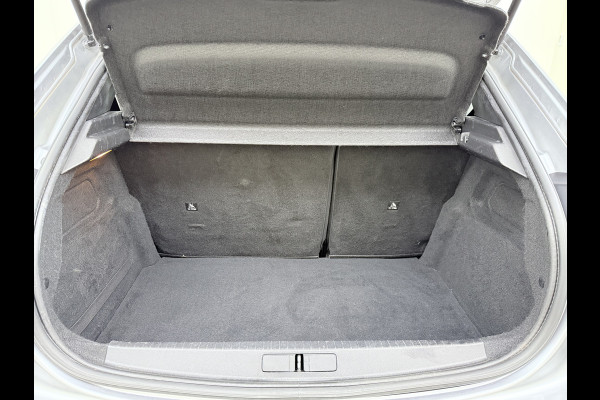 Peugeot 208 1.2I 101PK 5Drs Panoramadak Navi Ecc Apple Carplay Android Auto Cruise Control Pdc Allure Bluetooth Isofix Lmv 17" Led Privacy Glas Keyless Rijstrooksensor 1e Eigenaar Origineel Nederlandse Auto Nieuwprijs  €24.923,-