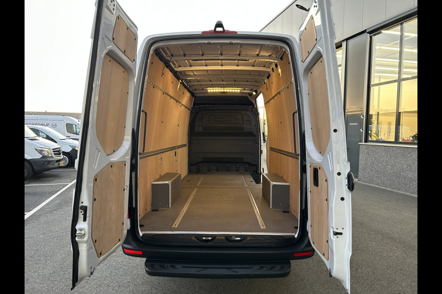 Mercedes-Benz Sprinter 317 CDI L3 H2 MBUX / 360 Camera / Geveerde stoel / Navigatie / Cruise control / Airco / 270 Graden achterdeuren