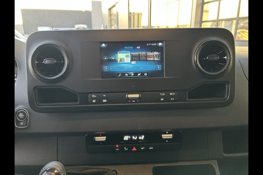 Mercedes-Benz Sprinter 317 CDI L3 H2 MBUX / 360 Camera / Geveerde stoel / Navigatie / Cruise control / Airco / 270 Graden achterdeuren