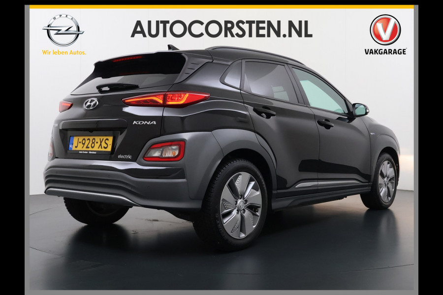 Hyundai Kona EV Fashion 64kWh SOH 100% Warmtepomp Head Up Display Adap.Cruise Navi Ecc Camera Apple Carplay Android Auto Pdc Lane Assist Dodehoekwaarschuwing Keyless Privacy Glas DAB FCA 1e Eigenaar Origineel Nederlandse Auto