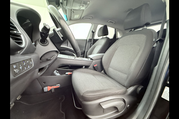 Hyundai Kona EV Fashion 64kWh SOH 100% Warmtepomp Head Up Display Adap.Cruise Navi Ecc Camera Apple Carplay Android Auto Pdc Lane Assist Dodehoekwaarschuwing Keyless Privacy Glas DAB FCA 1e Eigenaar Origineel Nederlandse Auto