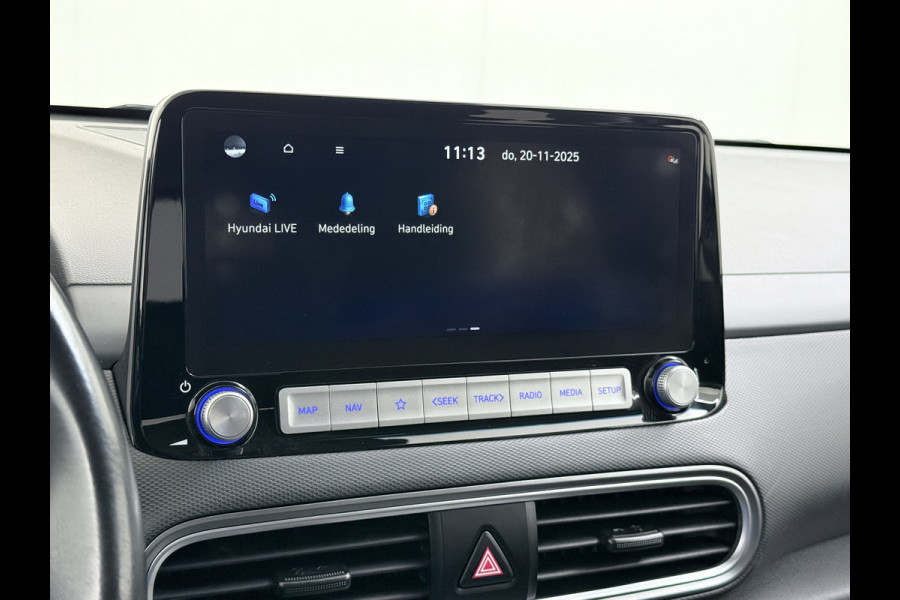 Hyundai Kona EV Fashion 64kWh SOH 100% Warmtepomp Head Up Display Adap.Cruise Navi Ecc Camera Apple Carplay Android Auto Pdc Lane Assist Dodehoekwaarschuwing Keyless Privacy Glas DAB FCA 1e Eigenaar Origineel Nederlandse Auto