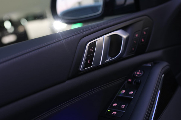 BMW X5 XDrive50e M-Sport Pro *Pano*M-Stoelen*H/K*360 Camera*Soft-Close*