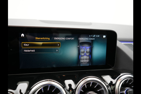 Mercedes-Benz B-Klasse 250 e AMG Limited 218pk PHEV | Panodak | Camera | Night Pakket | Alcantara Sportstoelen Verwarmd | Apple Carplay | Widescreen Cockpit | Navigatie | Lane Assist | Virtual | DAB |