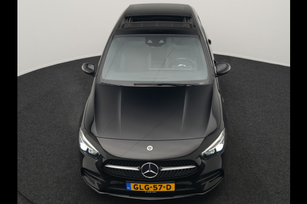 Mercedes-Benz B-Klasse 250 e AMG Limited 218pk PHEV | Panodak | Camera | Night Pakket | Alcantara Sportstoelen Verwarmd | Apple Carplay | Widescreen Cockpit | Navigatie | Lane Assist | Virtual | DAB |