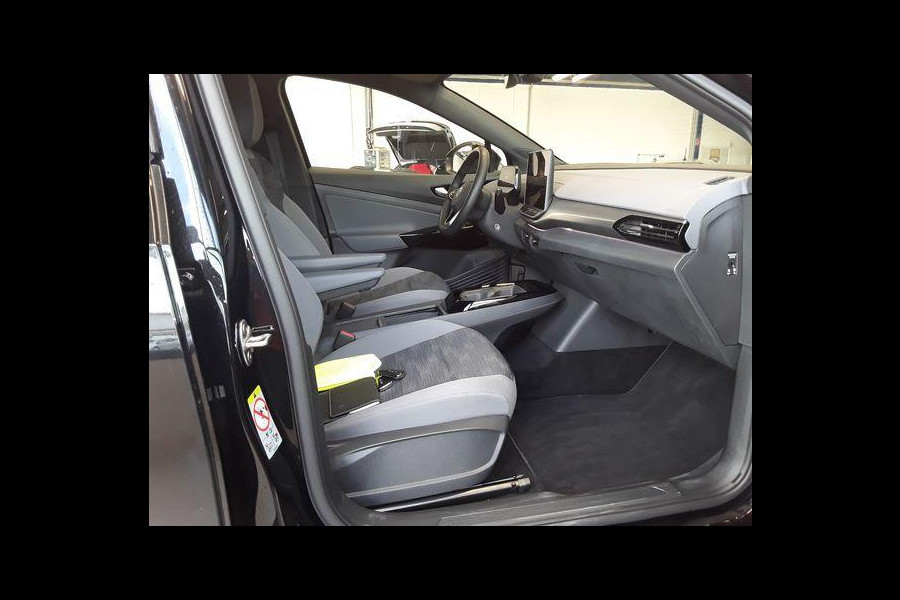 Volkswagen ID.4 Pro 77 kWh 210 kW Pro Limited 286PK | 17% bijtelling over de eerste 30.000 euro | Warmtepomp | Verlengde garantie | Matrix koplampen | Stoel- en stuurverwarming |