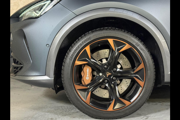 CUPRA Formentor 2.0 TSI 4DRIVE | Brembo| Pano | Trekhaak | Leer | Keyless | Camera | memory