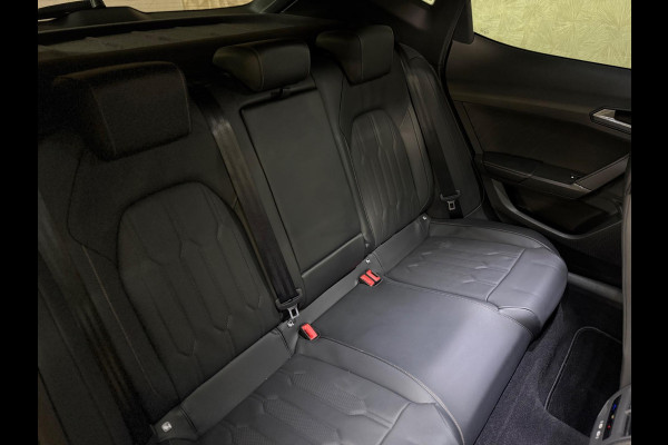 CUPRA Formentor 2.0 TSI 4DRIVE | Brembo| Pano | Trekhaak | Leer | Keyless | Camera | memory